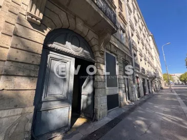 Photo 1 – location bureaux	LYON (69001)