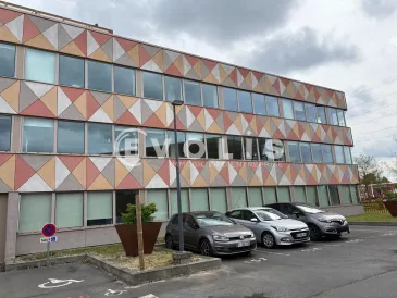 Photo 1 – location bureaux	LEZENNES (59260)