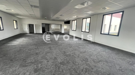 Photo 11 – vente bureaux	VENISSIEUX (69200)