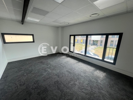 Photo 13 – vente bureaux	VENISSIEUX (69200)
