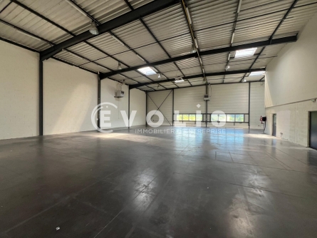 Photo 10 – location Entrepôts / activités	SAINT PRIEST (69800)