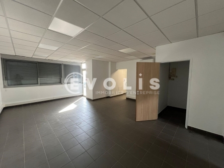 Photo 14 – location Entrepôts / activités	DAGNEUX (01120)