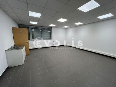 Photo 15 – location Entrepôts / activités	DAGNEUX (01120)