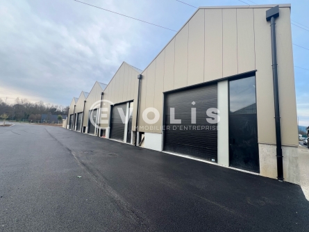 Photo 4 – vente Entrepôts / activités	TOUSSIEU (69780)