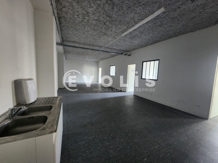 Photo 9 – location Entrepôts / activités	LYON (69007)