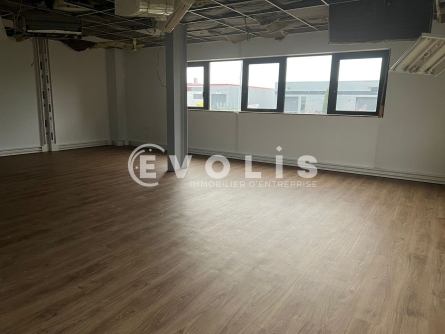 Photo 6 – location Entrepôts / activités	GENAS (69740)