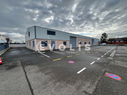 Photo 2 – location Entrepôts / activités	MEYZIEU (69330)