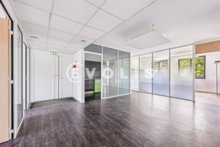 Photo 5 – location bureaux	LOGNES (77185)