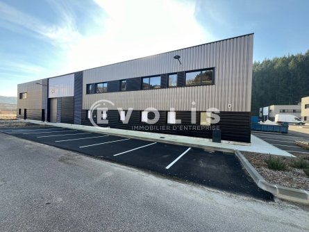 Photo 2 – vente Entrepôts / activités	TARARE (69170)