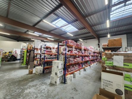 Photo 5 – location Entrepôts / activités	BRON (69500)