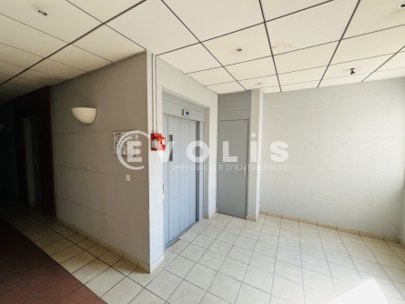 Photo 7 – location Entrepôts / activités	LOGNES (77185)