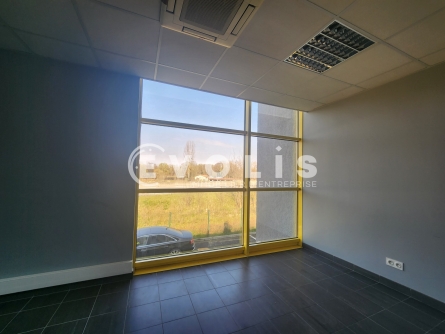 Photo 7 – location Entrepôts / activités	LA VERPILLIERE (38290)