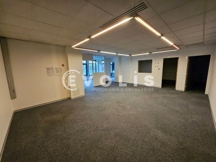 Photo 2 – location bureaux	IVRY SUR SEINE (94200)