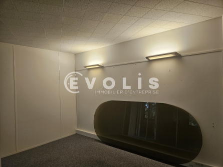 Photo 9 – location bureaux	SAINT AUBIN (91190)