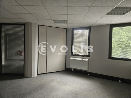 Photo 12 – location bureaux	SAINT AUBIN (91190)