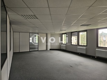 Photo 15 – location bureaux	SAINT AUBIN (91190)