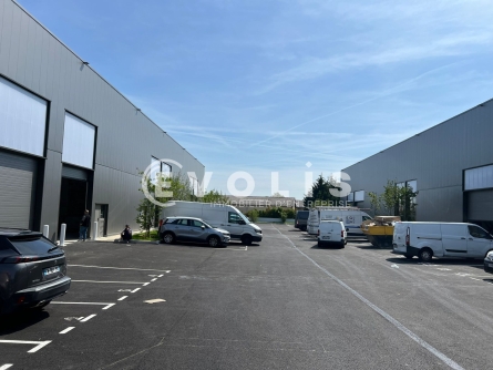 Photo 7 – vente Entrepôts / activités	SAINT GENIS LAVAL (69230)