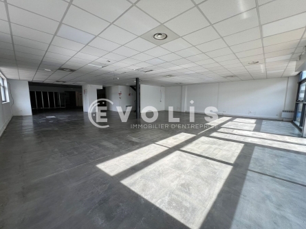 Photo 3 – location Entrepôts / activités	DECINES CHARPIEU (69150)