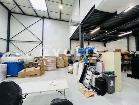 Photo 3 – location Entrepôts / activités	VAIRES SUR MARNE (77360)