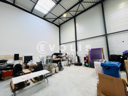 Photo 2 – location Entrepôts / activités	VAIRES SUR MARNE (77360)