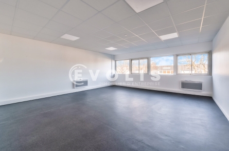 Photo 5 – location Entrepôts / activités	TORCY (77200)
