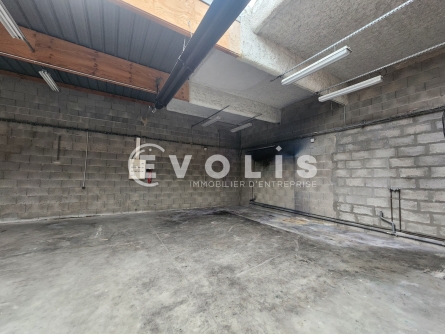 Photo 4 – location Entrepôts / activités	MEYZIEU (69330)