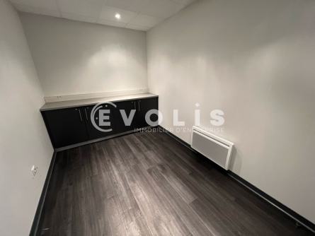 Photo 13 – vente Entrepôts / activités	MIRIBEL (01700)