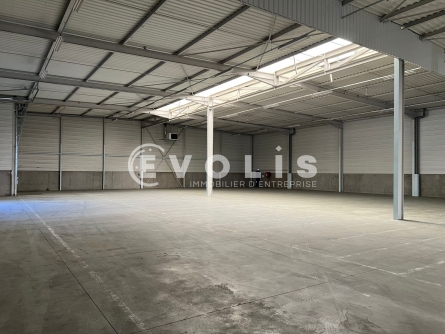 Photo 12 – location Entrepôts / activités	CHAPONNAY (69970)