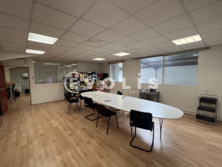 Photo 9 – location Entrepôts / activités	VENISSIEUX (69200)