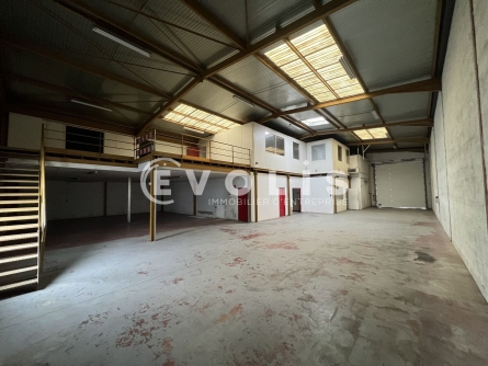 Photo 3 – location Entrepôts / activités	VENISSIEUX (69200)