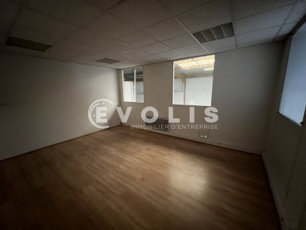 Photo 11 – location Entrepôts / activités	VENISSIEUX (69200)