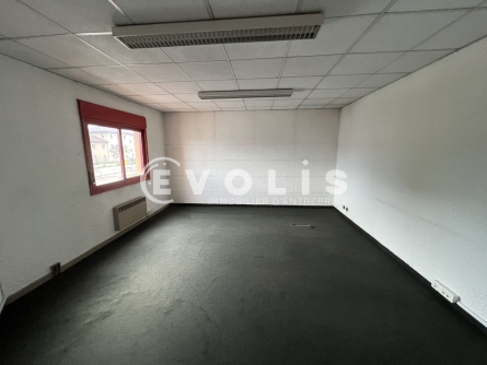 Photo 12 – location Entrepôts / activités	VENISSIEUX (69200)