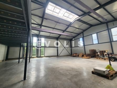 Photo 11 – location Entrepôts / activités	CHASSIEU (69680)