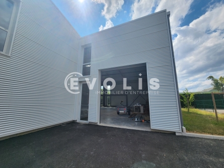 Photo 4 – location Entrepôts / activités	CHASSIEU (69680)
