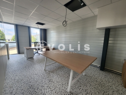 Photo 13 – location Entrepôts / activités	CHASSIEU (69680)