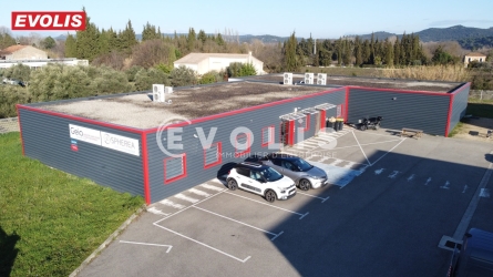 Photo 1 – vente Entrepôts / activités	BAGNOLS SUR CEZE (30200)