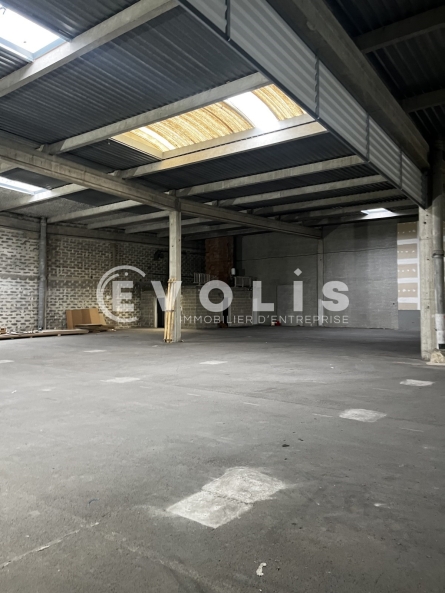 Photo 3 – location Entrepôts / activités	VEDENE (84270)