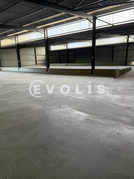 Photo 9 – location Entrepôts / activités	COURTHEZON (84350)