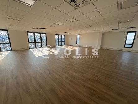 Photo 7 – location bureaux	VAULX MILIEU (38090)