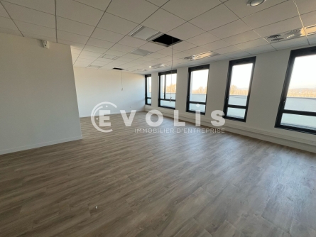 Photo 10 – location bureaux	VAULX MILIEU (38090)