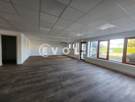 Photo 5 – location Entrepôts / activités	GENAS (69740)