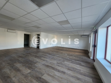 Photo 13 – location Entrepôts / activités	GENAS (69740)