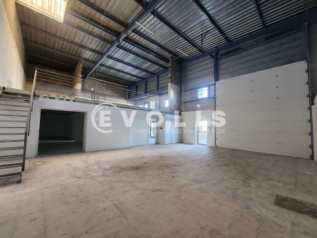 Photo 2 – location Entrepôts / activités	GENAS (69740)