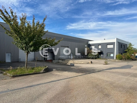 Photo 7 – location Entrepôts / activités	SAINT PRIEST (69800)