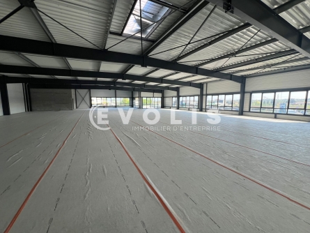 Photo 13 – location Entrepôts / activités	ARNAS (69400)