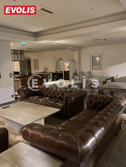 Photo 3 – vente bureaux	PIOLENC (84420)