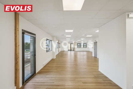 Photo 3 – location Entrepôts / activités	GRAVESON (13690)