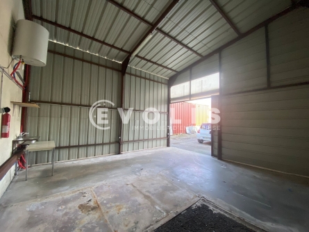 Photo 8 – location Entrepôts / activités	CHENNEVIERES SUR MARNE (94430)