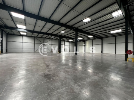 Photo 3 – location Entrepôts / activités	MIONS (69780)