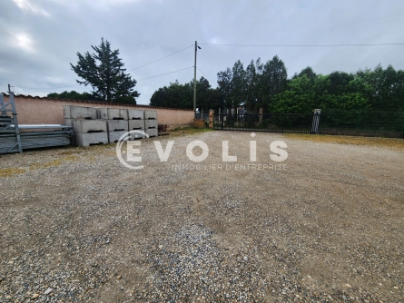 Photo 3 – location Entrepôts / activités	GRENAY (38540)